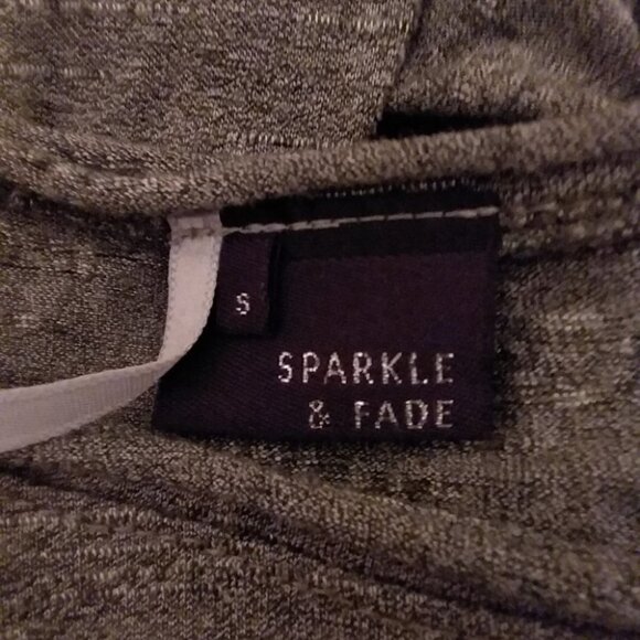 Sparkle & Fade Open Back Top - Picture 2 of 4
